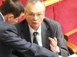 Депутат «Оппоблока» Иоффе пристроил организатора «референдума» на работу в ВР