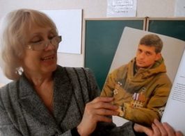 Школьники в ДНР будут учиться по книгам о Мотороле и Гиви
