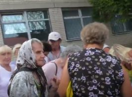 Пенсионные туристы из ЛНР: В Луганске нас власть не устраивает!