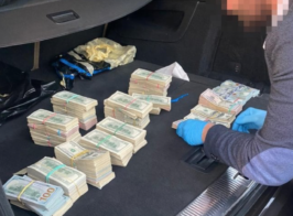 Таможенник Бурдейний задержанный с «кассой» в 700 000 $ пытается возглавить «управление контрабанды»